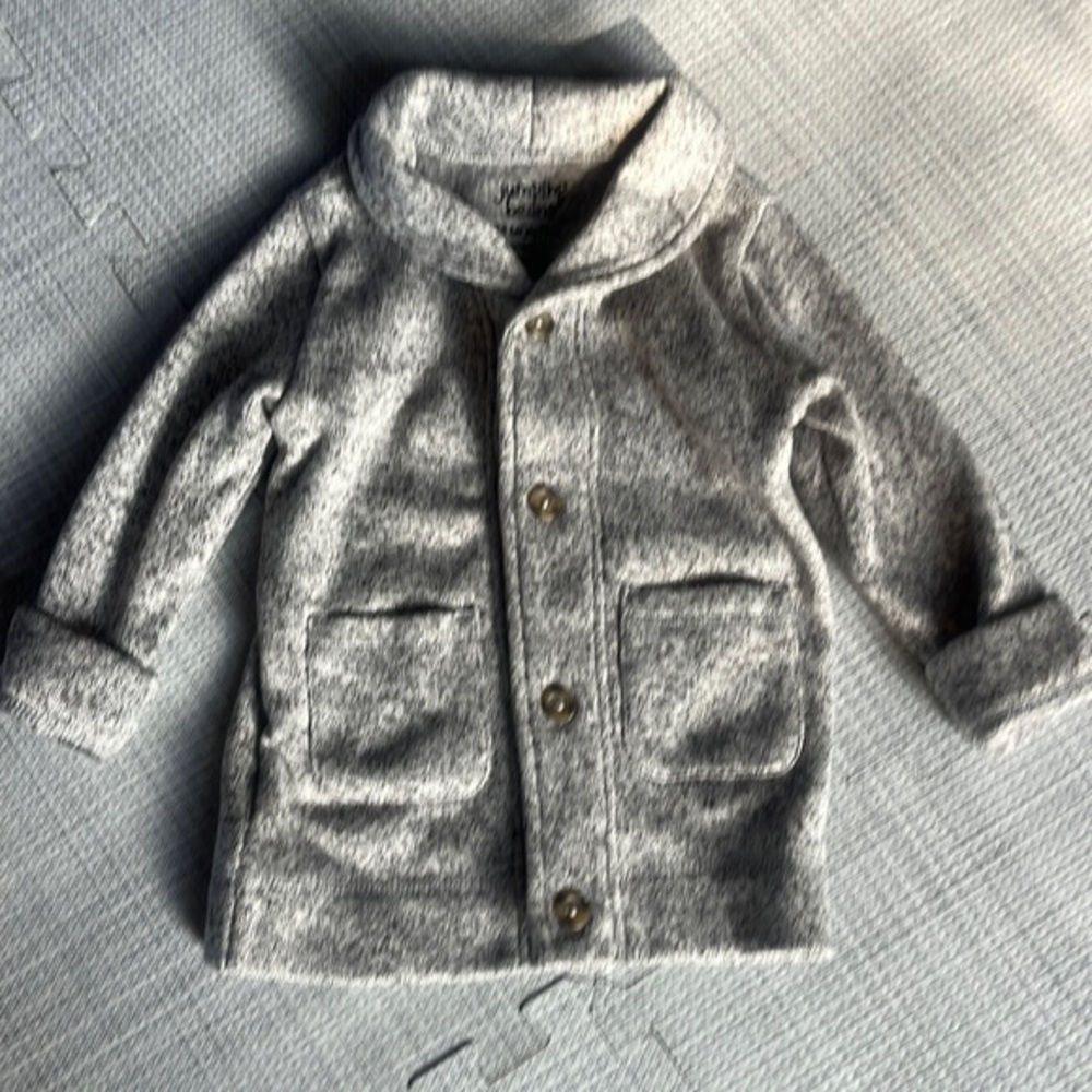 Jumping Beam children’s button sweater